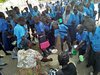 Suedsudan: Fruehstueck in der Schule im Fluechtlingscamp Gumbo 