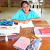 Guatemala: lernende junge Frau