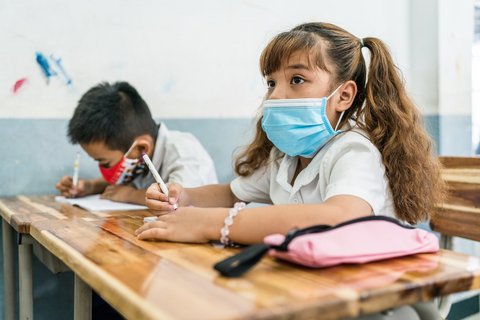 Vietnam: Schüler:innen im Unterricht