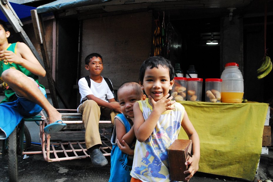 Philippinen: Kinder auf der Strasse in Cebu 