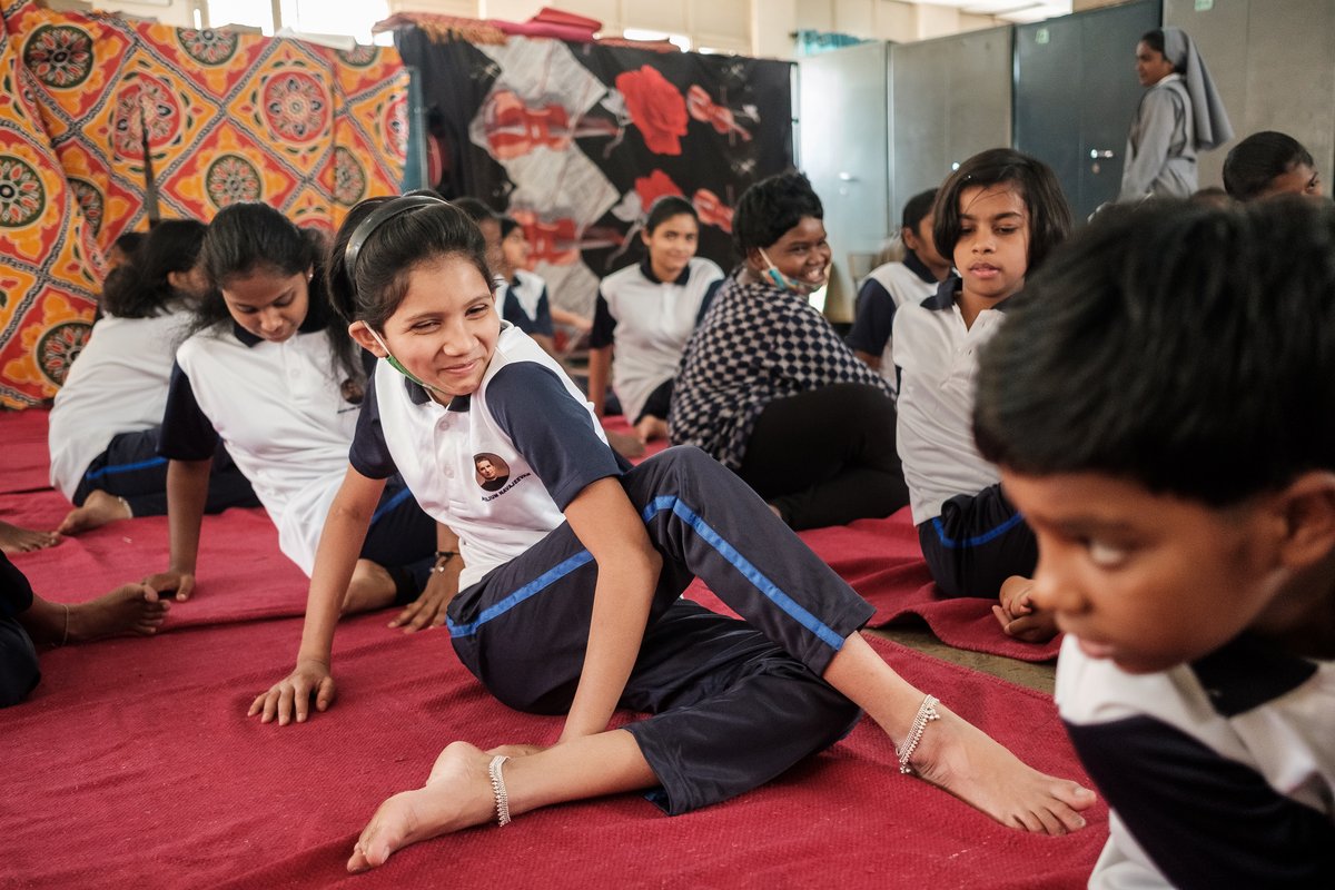 Indien: Yoga-Unterricht im Don Bosco-Wohnheim