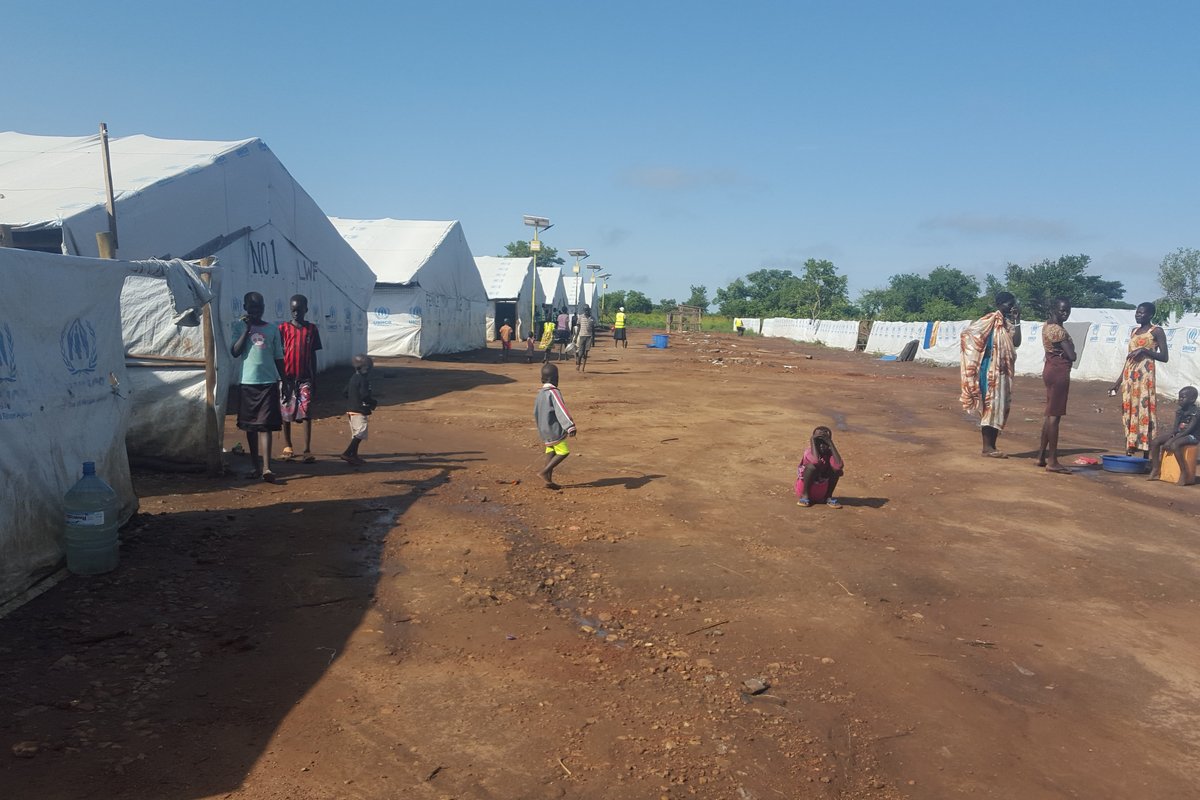 Uganda: Zelte in der Flüchtlingssiedlung Palabek