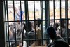 Sierra Leone: Chennor geht freiwillig ins Pademba Gefängnis zurück