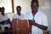 Elfenbeinküste: Schneider-Azubi in der Don Bosco Berufsschule Duekoue