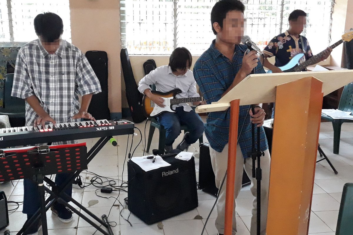 Philippinen: Musikprojekt Act it out!